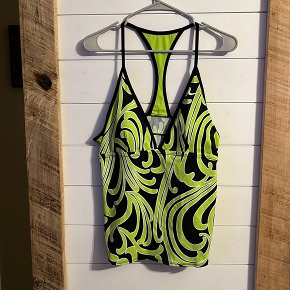 Nike Other - Women’s Nike Lime & Black Tankini Swim  Top Excellent Cond 16